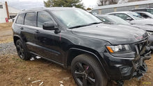 Load image into Gallery viewer, Transfer Case  GRAND CHEROKEE 2014 - MM2683938
