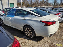 Load image into Gallery viewer, ENGINE MOTOR Nissan Altima 2019 19 2020 20 2.5L VIN B - MM2678426
