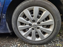 Load image into Gallery viewer, ALTERNATOR Nissan Sentra 13 14 15 16 17 18 19 - MM2688250
