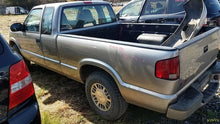 Load image into Gallery viewer, [INVENTORYCAR_YEAR_MAKE_MODEL] TRANSMISSION 4X4 - MM2693361
