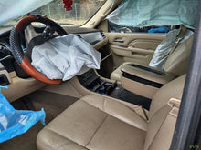 Load image into Gallery viewer, [INVENTORYCAR_YEAR_MAKE_MODEL] TRANSFER CASE - MM2771960
