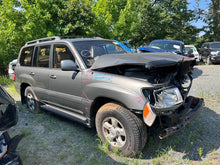 Load image into Gallery viewer, Transfer Case  LAND CRUISER 2000 - MM2783952
