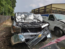 Load image into Gallery viewer, [INVENTORYCAR_YEAR_MAKE_MODEL] TRANSFER CASE - MM2800573
