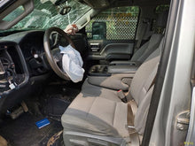 Load image into Gallery viewer, [INVENTORYCAR_YEAR_MAKE_MODEL] TRANSFER CASE - MM2800573
