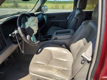 Load image into Gallery viewer, [INVENTORYCAR_YEAR_MAKE_MODEL] TRANSFER CASE - MM2726255
