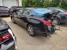 Load image into Gallery viewer, Grille Nissan Altima 2020 - MM2765123
