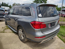 Load image into Gallery viewer, [INVENTORYCAR_YEAR_MAKE_MODEL] AC A/C AIR CONDITIONING COMPRESSOR - MM2857415
