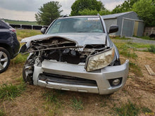 Load image into Gallery viewer, TRANSFER CASE Toyota 4 Runner 03 04 05 06 07 08 09 - MM2762972
