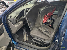 Load image into Gallery viewer, ALTERNATOR Hyundai Elantra Kia Forte 2017 17 2018 18 2019 19 - MM2785655
