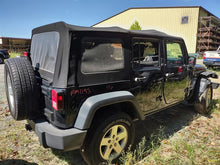 Load image into Gallery viewer, TRANSMISSION Jeep Wrangler 07 08 09 10 11 4X4 - MM2819694
