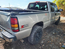 Load image into Gallery viewer, [INVENTORYCAR_YEAR_MAKE_MODEL] TRANSMISSION 4X4 - MM2858985
