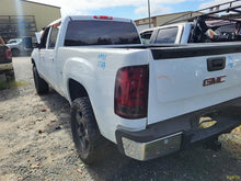 Load image into Gallery viewer, [INVENTORYCAR_YEAR_MAKE_MODEL] TRANSFER CASE - MM2851884
