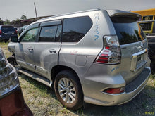 Load image into Gallery viewer, AC Compressor  LEXUS GX460 2015 - MM2813734
