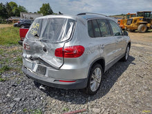 Load image into Gallery viewer, ECU ECM COMPUTER Volkswagen Tiguan 2012 12 2013 13 - MM2794645
