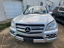 Load image into Gallery viewer, TRANSFER CASE ML320 ML350 ML550 E320 E350 GL450 06 07 08 09 - 12 - MM2819614
