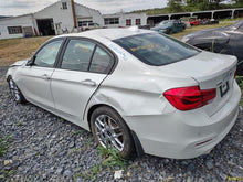 Load image into Gallery viewer, TRANSFER CASE 228I 320i 328D 328i 328I GT 428i 435i 528i M235I 12-18 - MM2820790

