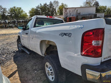 Load image into Gallery viewer, [INVENTORYCAR_YEAR_MAKE_MODEL] TRANSFER CASE - MM2870740
