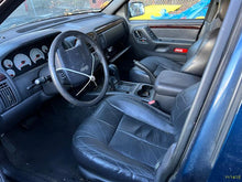 Load image into Gallery viewer, TRANSMISSION Jeep Grand Cherokee 99 00 01 02 4X4 - MM2911580

