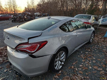 Load image into Gallery viewer, Transmission Hyundai Genesis 2014 - MM2967913
