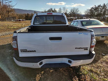 Load image into Gallery viewer, Computer Toyota Tacoma 2012 - MM2924299
