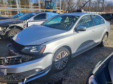 Load image into Gallery viewer, ENGINE MOTOR Beetle Jetta Passat 15 16 17 18 1.8L VIN T/1 - MM2975334
