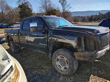 Load image into Gallery viewer, [INVENTORYCAR_YEAR_MAKE_MODEL] TRANSFER CASE - MM2942108
