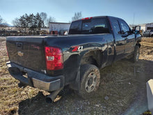 Load image into Gallery viewer, [INVENTORYCAR_YEAR_MAKE_MODEL] TRANSFER CASE - MM2942108
