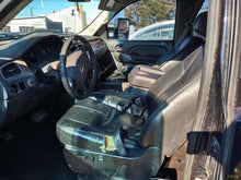 Load image into Gallery viewer, [INVENTORYCAR_YEAR_MAKE_MODEL] TRANSFER CASE - MM2942108
