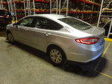 Load image into Gallery viewer, RADIO Ford Fusion 2014 14 - NW134935
