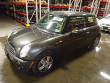 Load image into Gallery viewer, ECU ECM COMPUTER Mini Cooper 2002 02 03 04 05 06 Auto - NW59411

