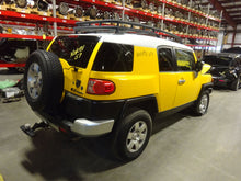 Load image into Gallery viewer, PARKLAMP Toyota FJ Cruiser 2007 07 2008 08 2009 09 2010 10 11 Right - NW83576
