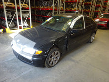 Load image into Gallery viewer, Fog Light BMW 320i 330i 325i 2002 02 2003 03 2004 04 2005 05 - NW82075
