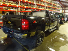 Load image into Gallery viewer, [INVENTORYCAR_YEAR_MAKE_MODEL] FRONT CV AXLE SHAFT - NW8679
