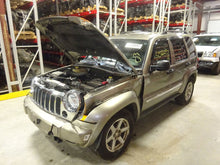Load image into Gallery viewer, FRONT CV AXLE SHAFT Jeep Liberty 02 03 04 05 06 07 Left - NW9277
