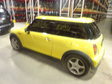 Load image into Gallery viewer, FOG LIGHT Mini Cooper 2002 02 03 04 05 06 07 08 Left - NW82301
