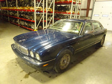 Load image into Gallery viewer, ECU ECM COMPUTER Jaguar XJ8 XK8 97 98 99 00 01 02 03 - NW60681
