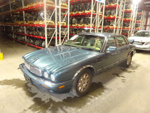 Load image into Gallery viewer, FOG LIGHT Jaguar XJ8 1998 98 1999 99 00 01 02 03 - NW82797
