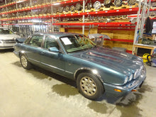 Load image into Gallery viewer, WHEEL Jaguar Xj8 00 01 02 03 16" Alloy 10 Triangle Slot - NW199499
