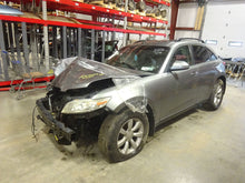 Load image into Gallery viewer, Exterior Door Handle Infiniti FX35 FX45 03 04 05 06 07 08 Right - NW118352
