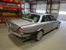 Load image into Gallery viewer, BODY CONTROL MODULE BCM COMPUTER Vanden Pl XJ8 XJ8L XJR 05-07 - NW33161
