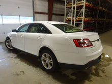 Load image into Gallery viewer, RADIATOR FAN ASSEMBLY Taurus MKS 13 14 15 16 17 18 19 - NW63553
