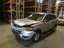Load image into Gallery viewer, BODY CONTROL MODULE BCM COMPUTER Hyundai Santa Fe 10 11 12 - NW32286
