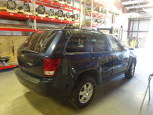 Load image into Gallery viewer, SIDE VIEW DOOR MIRROR Jeep Grand Cherokee 05 06 07 08 09 10 Left - NW51064
