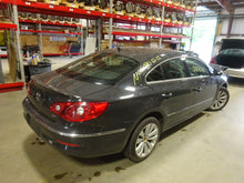Load image into Gallery viewer, TURN SIGNAL LIGHT LAMP CC 09 10 11 12 Bumper Mounted Right - NW83637

