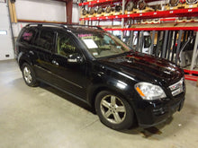 Load image into Gallery viewer, CV AXLE SHAFT ML320 ML350 ml500 2007 07 2008 08 09 10 11 12 Rear Right - NW12913
