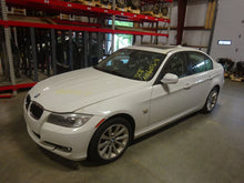 Load image into Gallery viewer, [INVENTORYCAR_YEAR_MAKE_MODEL] SIDE MARKER LAMP LIGHT Fender Mounted Right - NW82123
