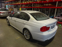Load image into Gallery viewer, [INVENTORYCAR_YEAR_MAKE_MODEL] SIDE MARKER LAMP LIGHT Fender Mounted Right - NW82123

