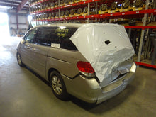Load image into Gallery viewer, DOOR CONTROL MODULE COMPUTER Honda Odyssey 08 09 10 Right - NW32653
