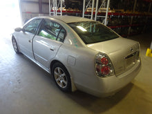 Load image into Gallery viewer, AMPLIFIER NISSAN ALTIMA 03 04 05 - NW136894
