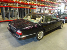 Load image into Gallery viewer, Park Lamp Light Jaguar XJ8 2003 - NW82820
